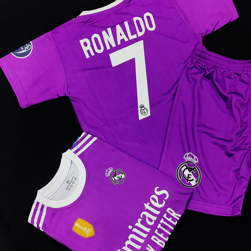 Ronaldo - Real Madrid Vintage Purple 💜 Football Kit ⚽