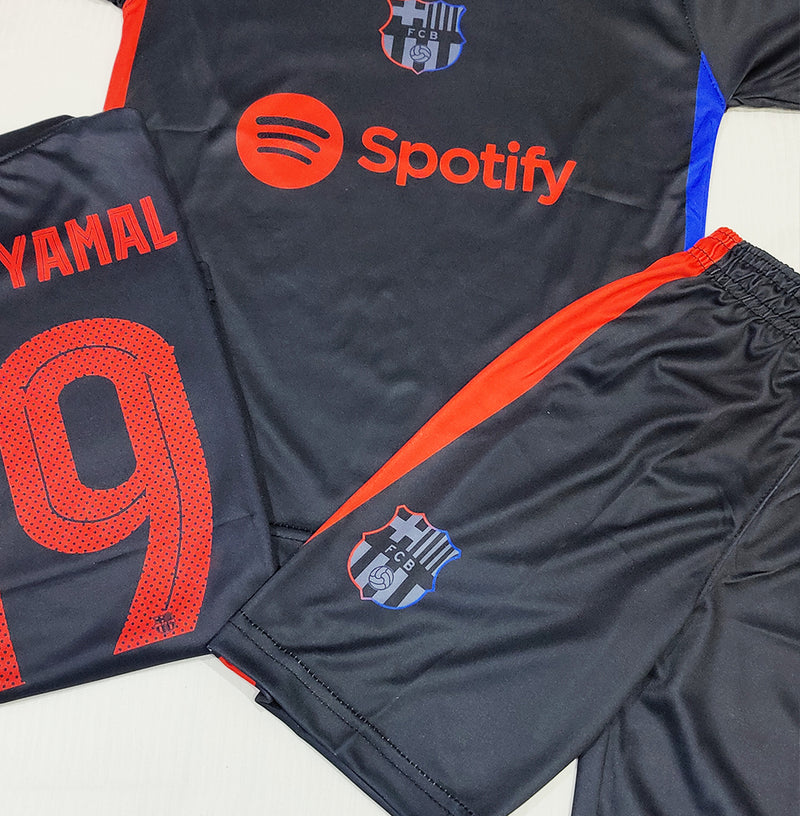 Lamine Yamal - FC Barcelona 🇪🇸  Black Football Kit - KIDS