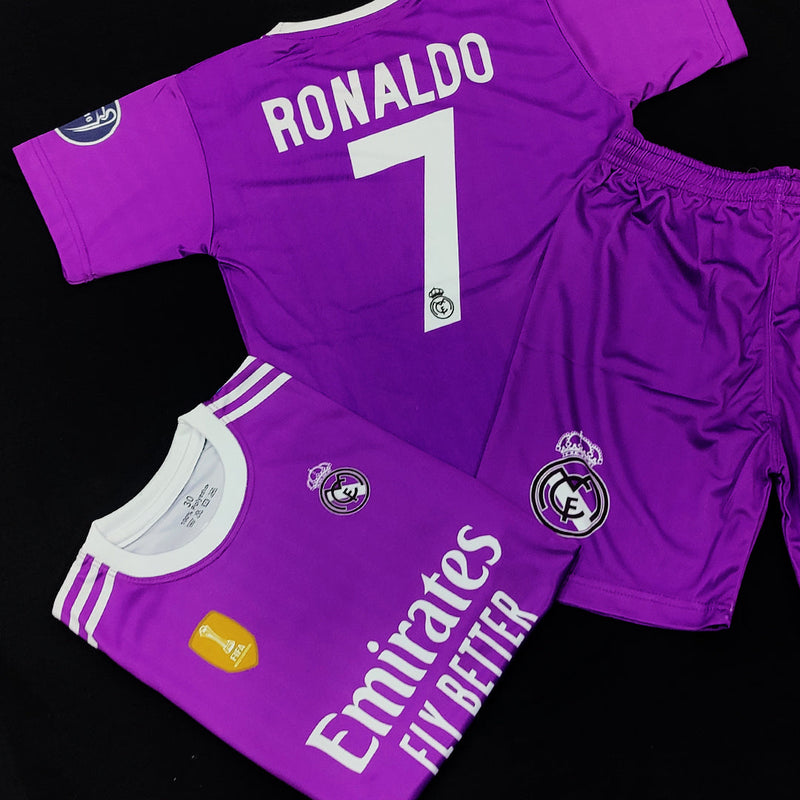 Ronaldo - Real Madrid Vintage Purple 💜 Football Kit ⚽