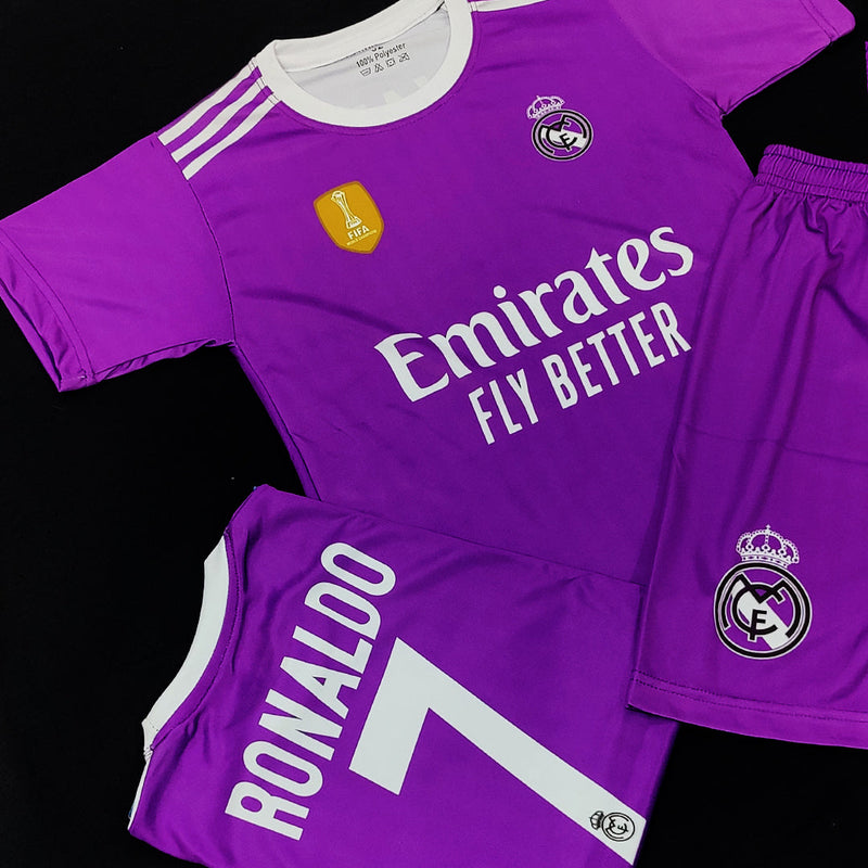 Ronaldo - Real Madrid Vintage Purple 💜 Football Kit ⚽