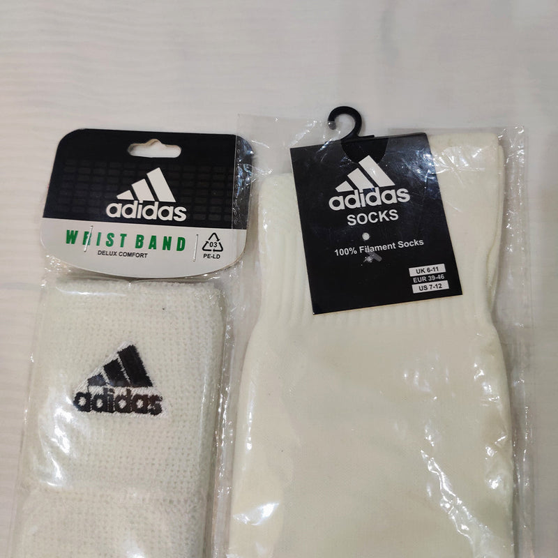 Football Socks & Wristbands Set⚽ - WHITE - 11-14 Years